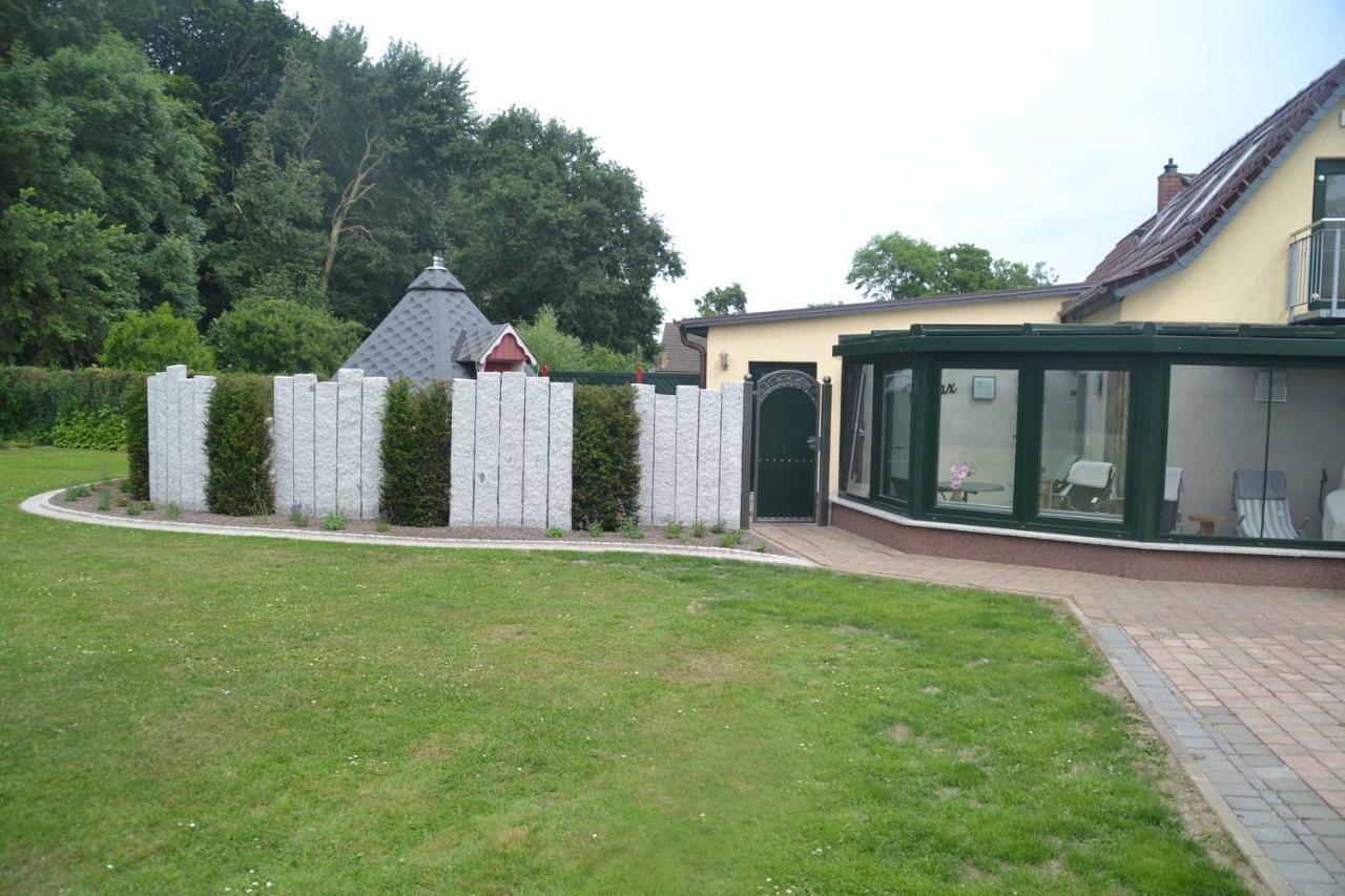 Radlerwohnung Bei Familie Saupe Schaprode Exteriör bild